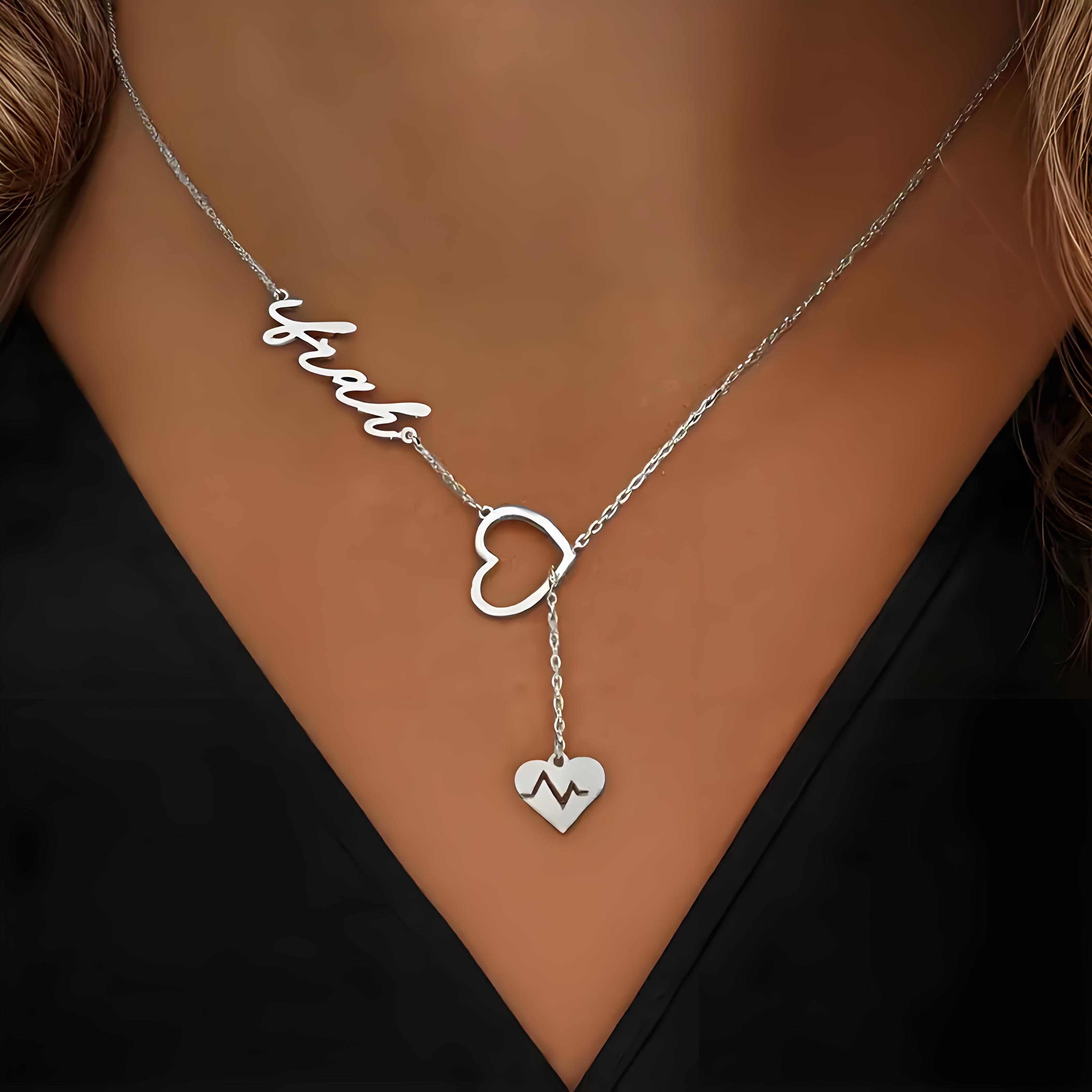 Personalized Couple Heartbeat  - Birth Flower Necklace recension och pris
